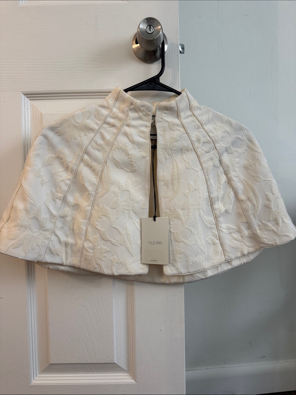 Alexis Ivory Floral Embroidered Capelet